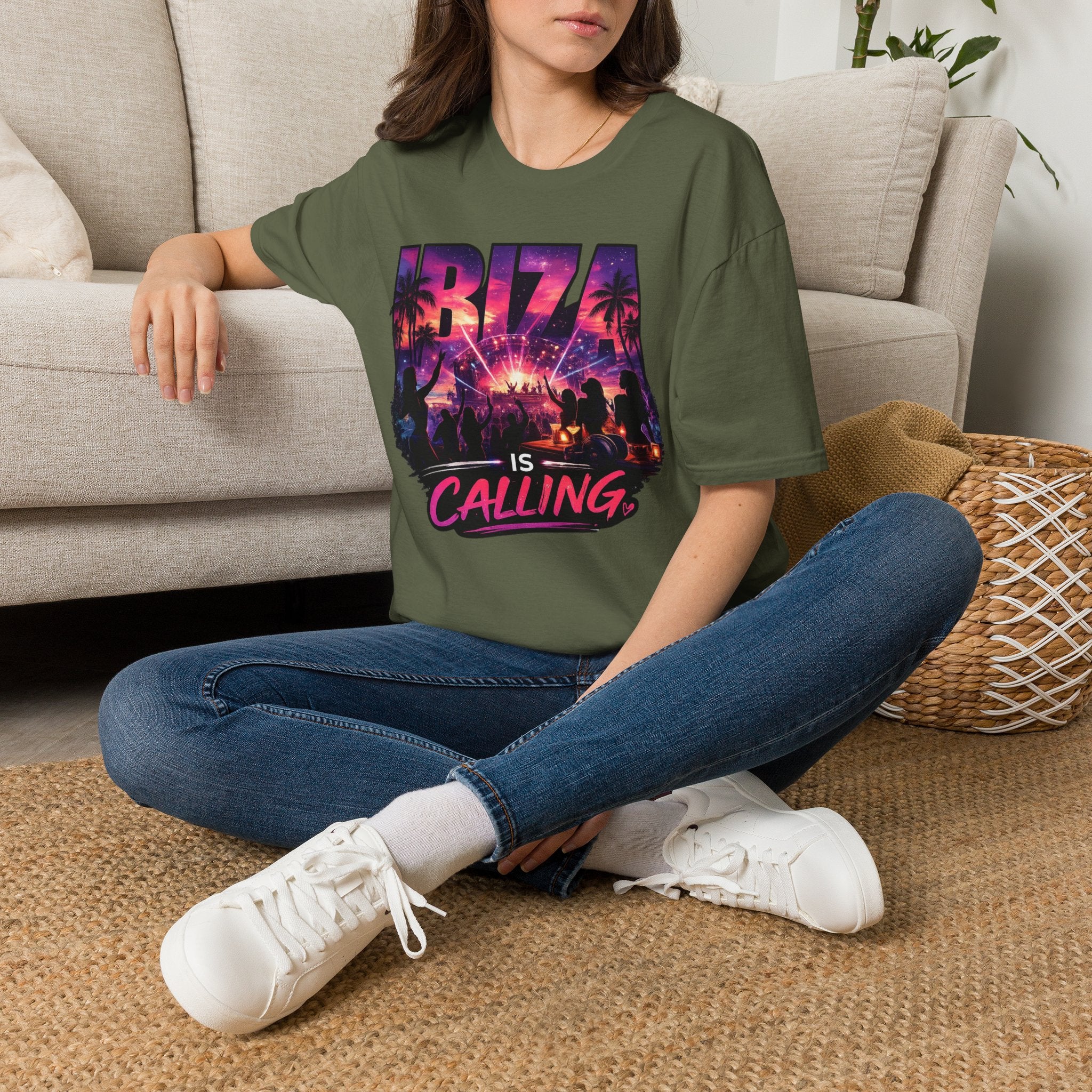 Ibiza is calling Club version T-Shirt