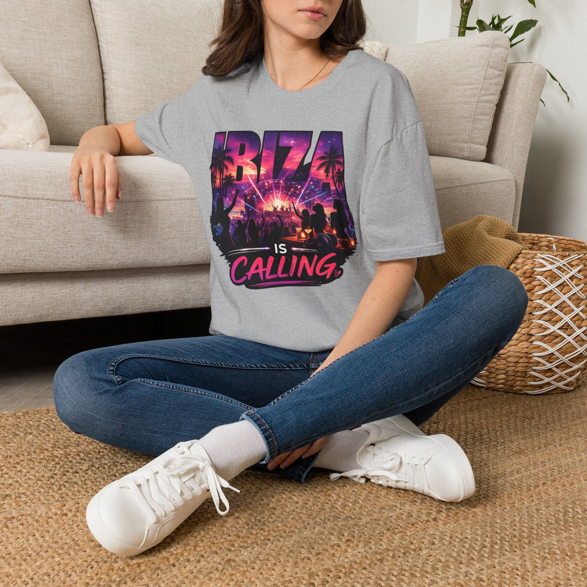 Ibiza is calling Club version T-Shirt