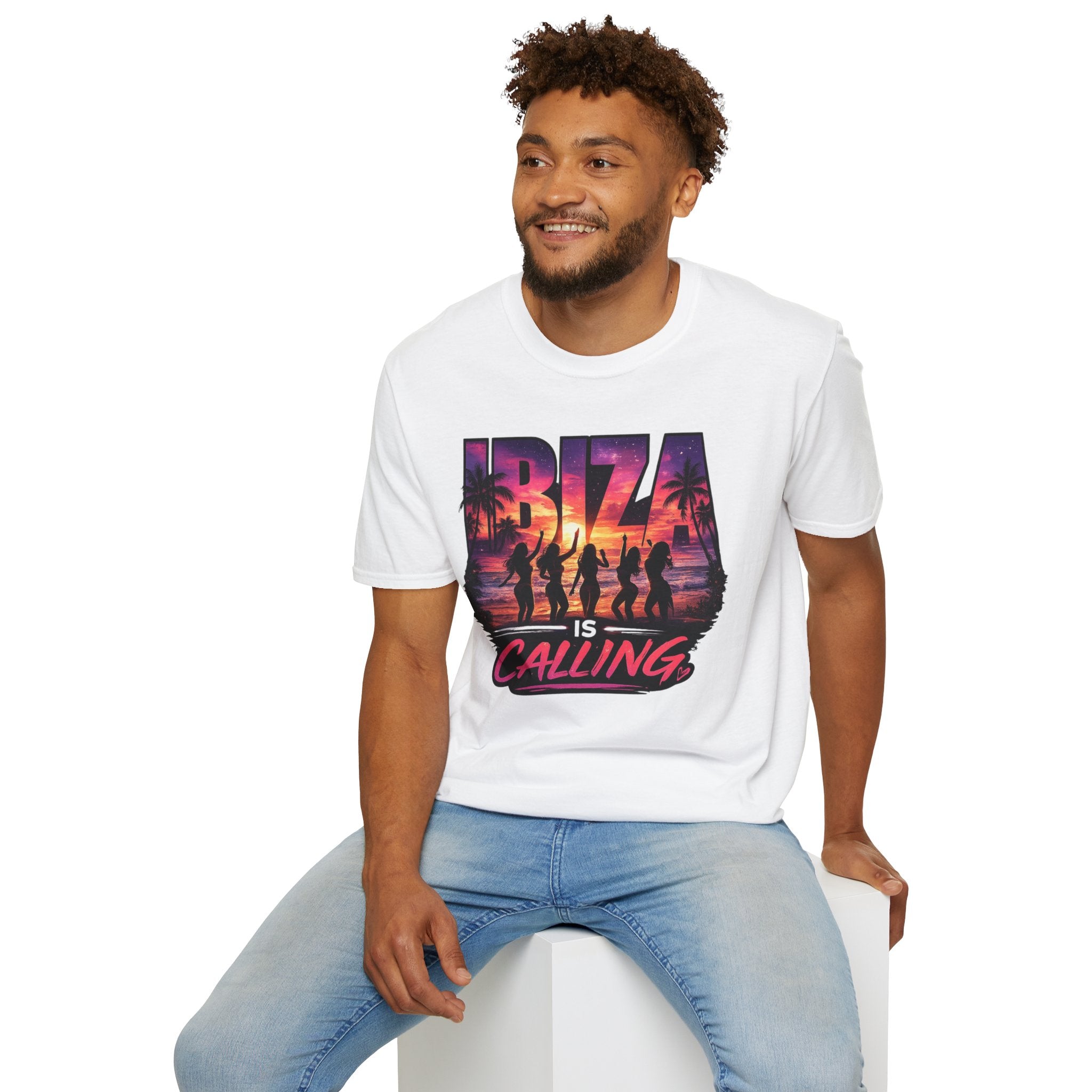 Ibiza is calling beach vesion T-Shirt