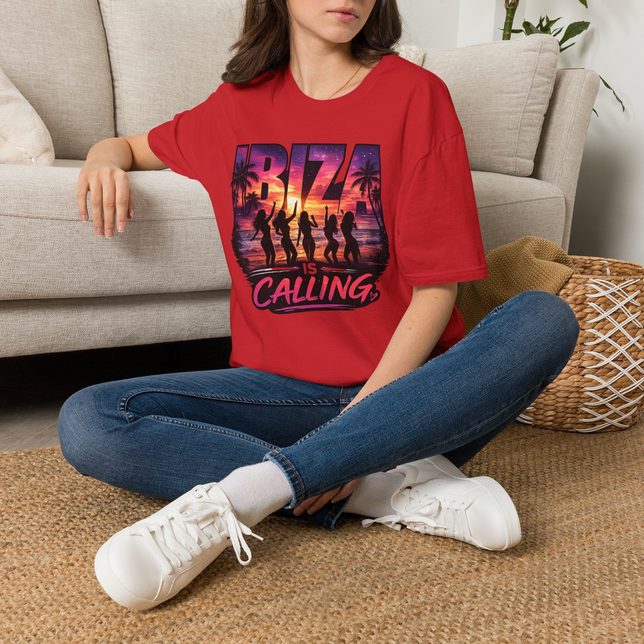 Ibiza is calling beach vesion T-Shirt